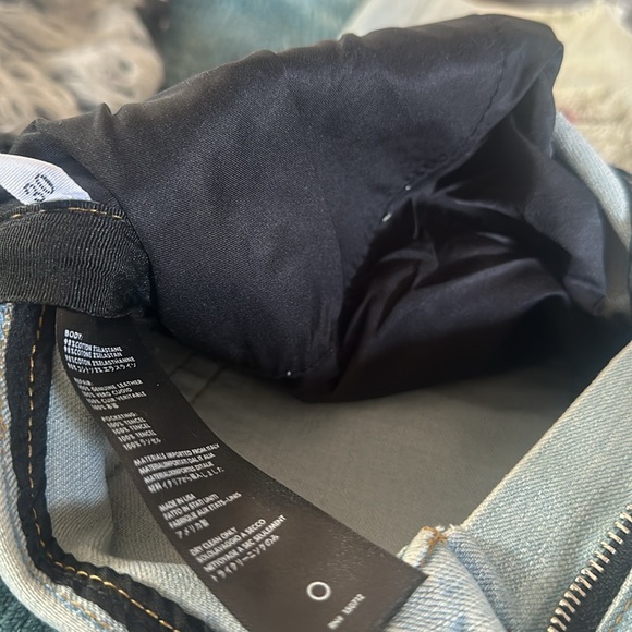 Amiri NEW with tag men’s size 30, pink bandana patchwork jeans. - Picture 6 of 8